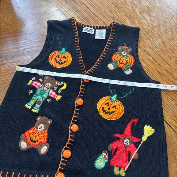Vintage 90s Basic Editions Black Halloween Bear Pumpkin Embroidered Knit Vest L - Picture 3 of 5